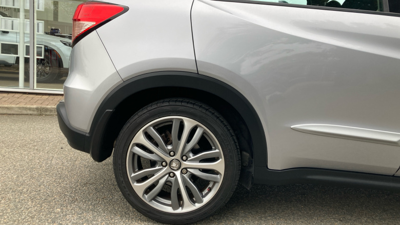 Honda HR-V 1.5 i-VTEC SE Navi CVT 5dr Petrol Hatchback